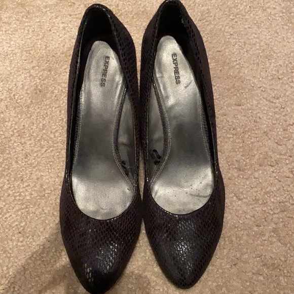 Platform Black Heels - Picture 1 of 1